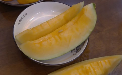 ���ܹϵ�����200�֣�ͨ��38ƪ��