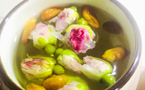 ����V���~