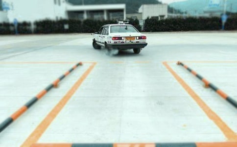 �{У������⑪(y��ng)���A(y��)��