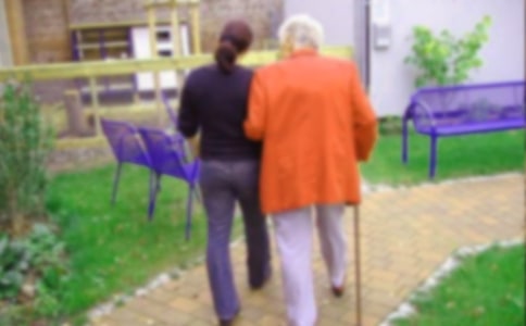 ����Ժ��ӵĲ߄������ģ����x5ƪ��