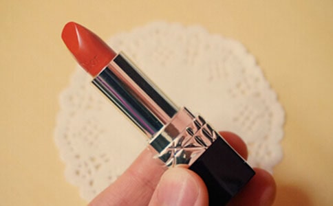 �ڼt�־ò���ɫ�ļ���