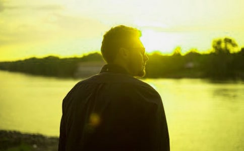 形容男性陽剛的成語