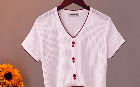 ��ɫ������ô����