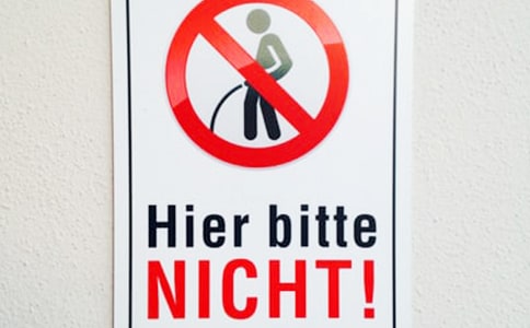 �P(gu��n)���M(j��n)һ���ӏ�(qi��ng)�����ˆT��ס��ӛ������ͨ�漚(x��)�t