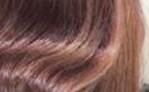 關(guān)于描寫頭發(fā)的句子