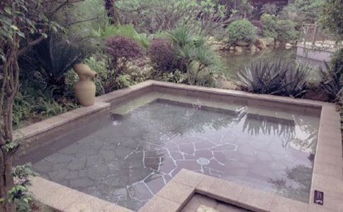 ���ݜ�Ȫ��ӛ400������