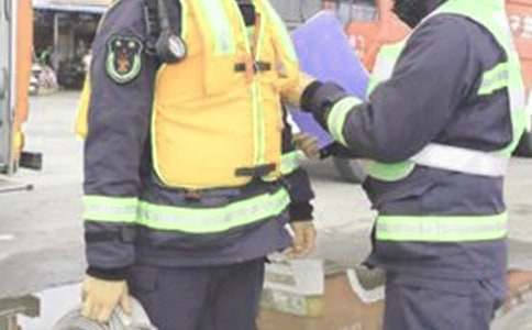 安全員安全責(zé)任書(shū)