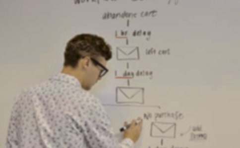 �W(xu��)У�����νo�W(xu��)���ļ��Z