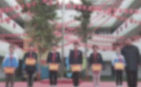 ��(y��u)��T�����Õ�(hu��)�������ģ�ͨ��12ƪ��