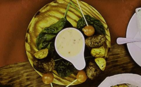 餐飲服務(wù)人員從業(yè)資格培訓(xùn)試題