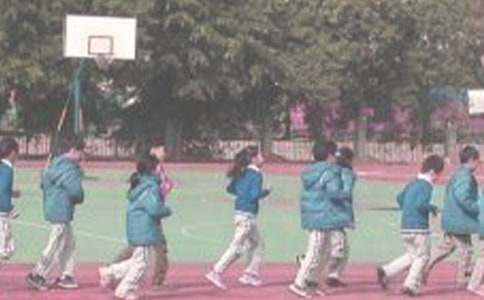 �F�г�������