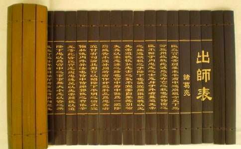 �T����������������x��