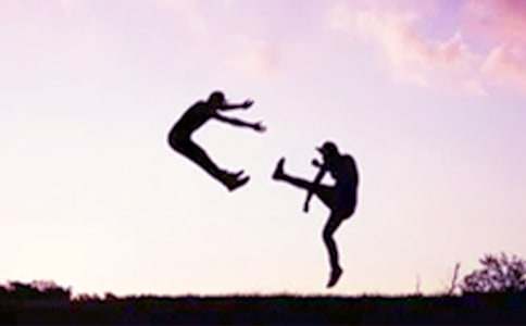 �y���ĵ�һ�δ������