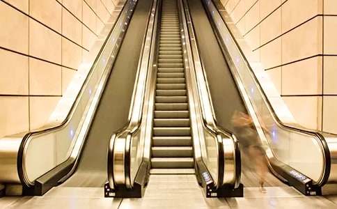 �����С�W(xu��)����400��