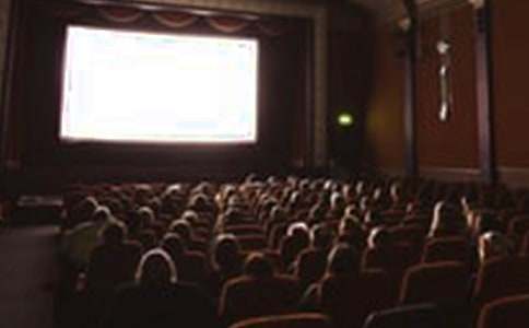 �Ӱ��Angela������Ƭβ�����~