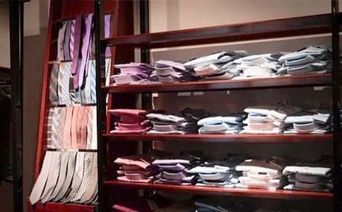 ���b����һ��ӷ���