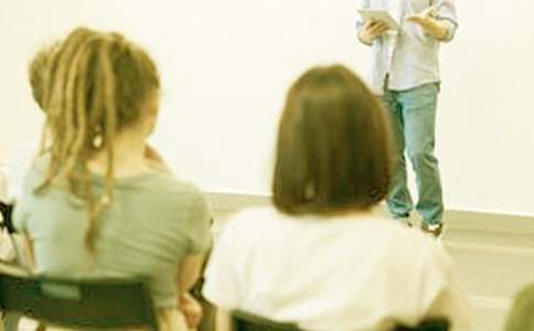 《蘋果落地》公開課教案和教學(xué)反思