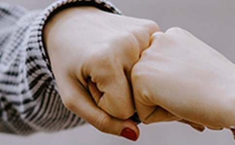 鼓勵(lì)讓生活更幸福-小學(xué)記敘文700字