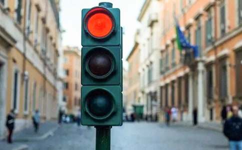 �t�G���µ��L(f��ng)������