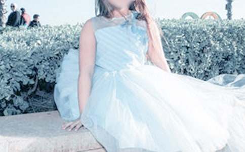 仙人掌和玫瑰花童話作文