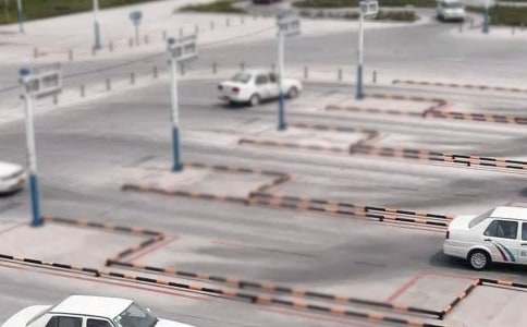 �{У�������U��ͬ���]��