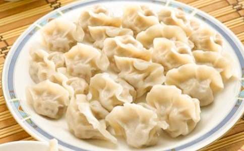 我學(xué)會了包餃子初中作文600字(精選24篇)