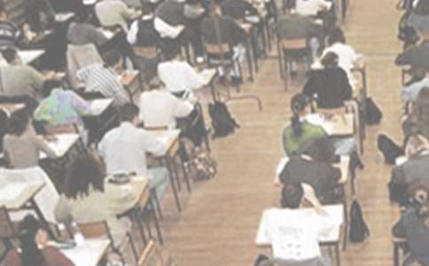 �{����Ŀ����ԇ��α�����;ͣ܇