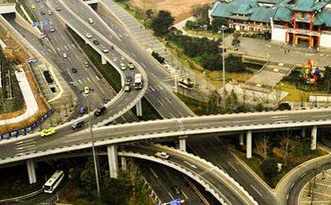 �����������300��8ƪ