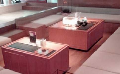 ����Ժ���N��ӵķ����߄�