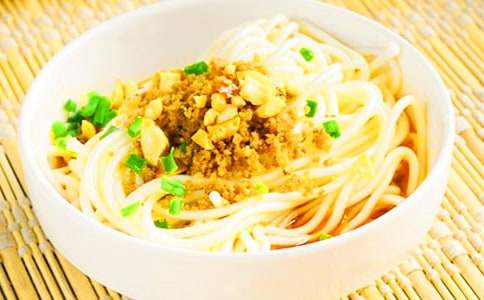 有關(guān)第一次煮面條作文