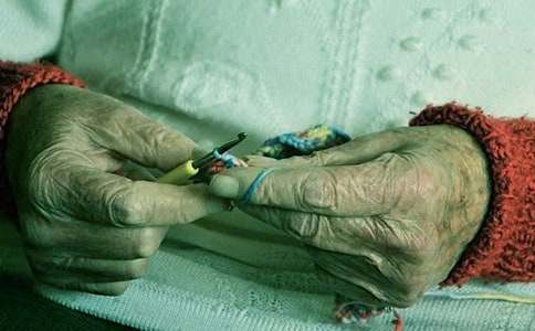 【熱門(mén)】關(guān)心奶奶作文4篇