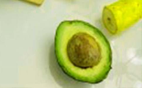 中英文對照《牛油果的好處有哪些》