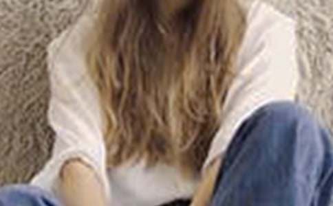 ��90Ů�����ĸ��~