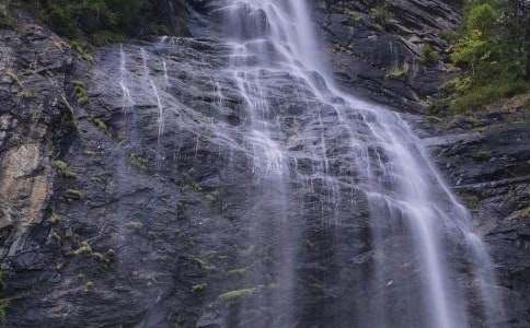 �茑�ؿ��ٲ������ģ�ͨ��105ƪ��