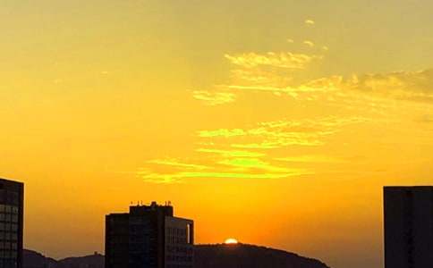 草原的日落作文