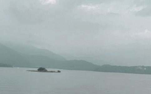 描寫日月潭的作文(精選20篇)