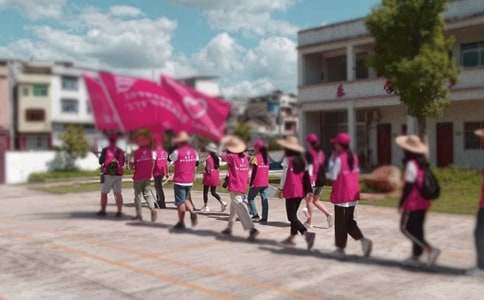 ���P(gu��n)�����l(xi��ng)������400��