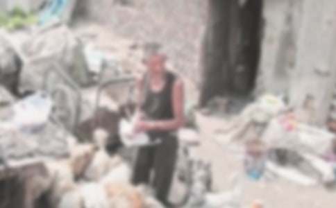 拾荒老人我誤會你了小學作文