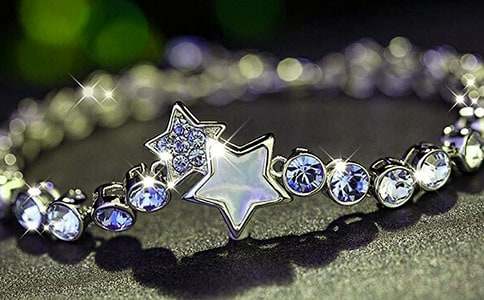 智解手鏈六年級作文