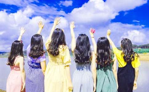 �ж�ͬ�W(xu��)�����ģ�ͨ��32ƪ��