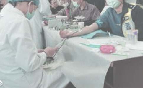 一本沒有蓋章的獻血證書高一作文