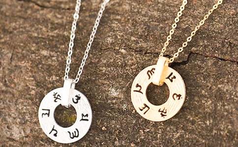 小兔的項(xiàng)鏈童話作文