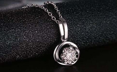 ˺�����700������