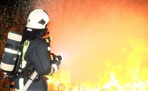 �����T�䳬�����꼉����