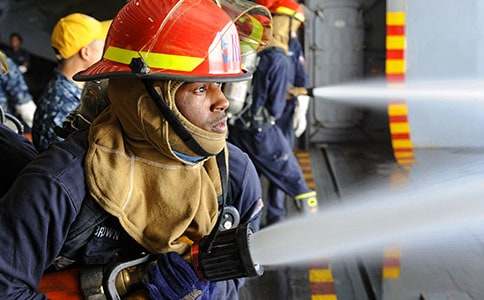 �����T--�����еĴ�Ӣ������