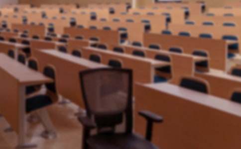 �W(xu��)У��߳���(y��u)������3ƪ