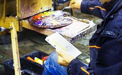 �`��ˇ�g��ɫ��