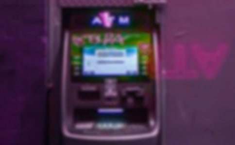 第一次去銀行的作文