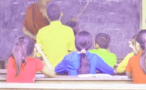 中學(xué)生讀《國(guó)學(xué)經(jīng)典》有感作文