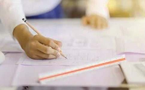 第一次月考總結(jié)作文(精選21篇)